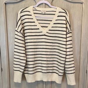 Wonderly Cream and Black V-Neck Sweater